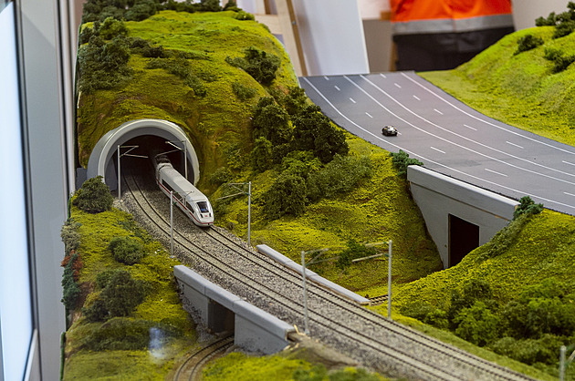 Krušnohorský tunel získává obrysy. Češi zatím chystají „papíry“ pro EIA, Němci už ví, jak bude vypadat