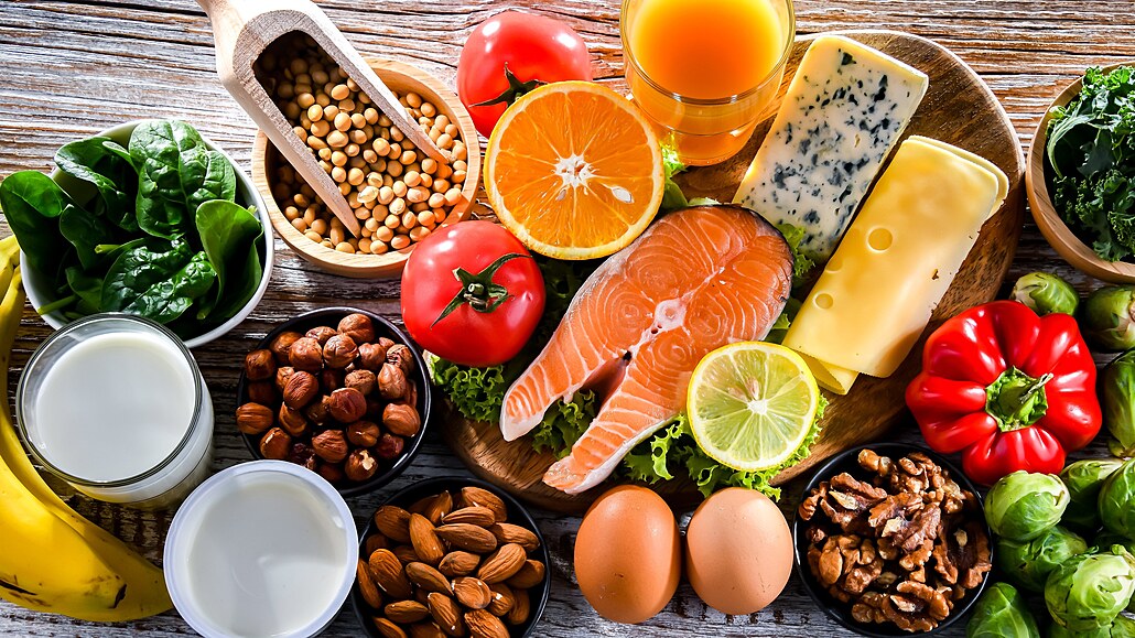 Pestrá strava bohatá na ty správné bílkoviny a tuky je základ prevence...