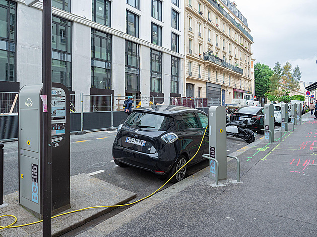 Po Beneluxu elektromobilem. I při relativně malém rozšíření se ukazuje, jak pracujeme s nabíjením