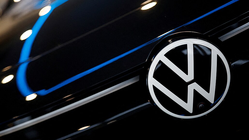 Nmecká automobilka Volkswagen integruje do svých vozidel populární chatovací...