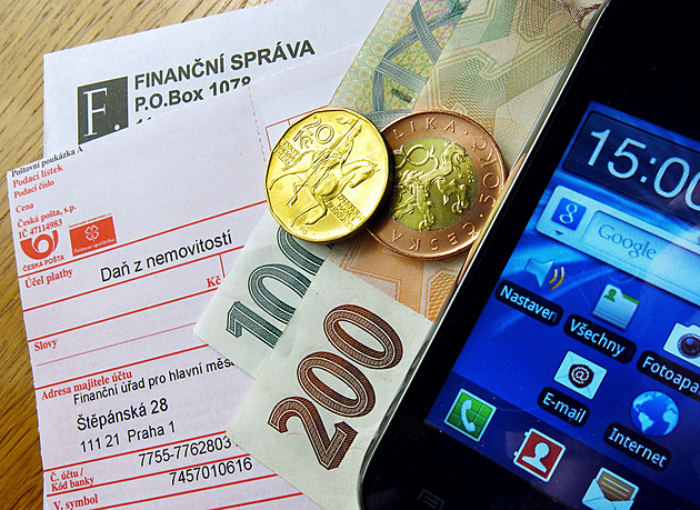 Na zaplacení daně z nemovitosti zbývá jen pár dní, opozdilcům hrozí pokuty. Sazba vzrostla až o 80 procent