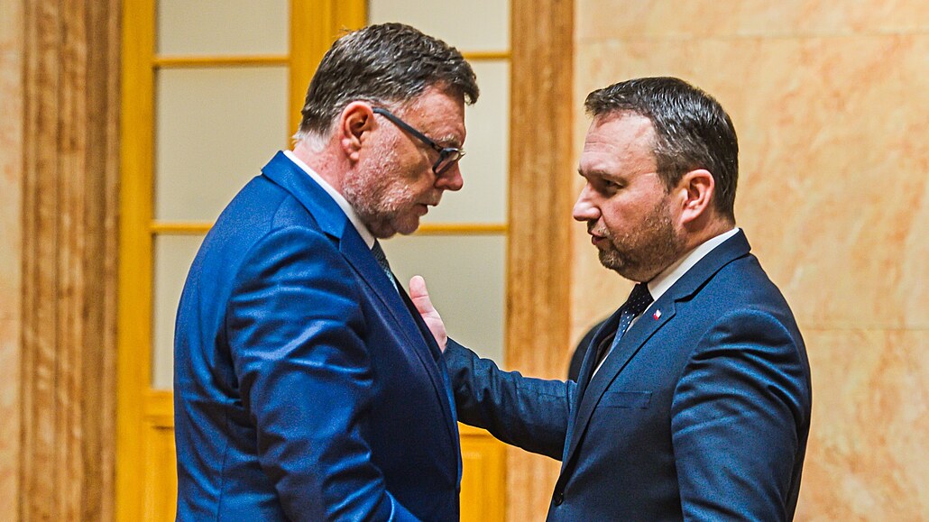 Po verdiktu. O výsledku debatují ministi Zbynk Stanjura (ODS) a Marian...