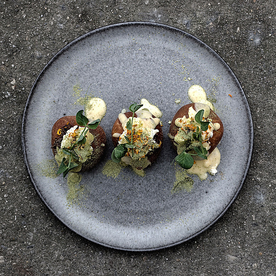 Tvarohové koblihy s trhaným masem