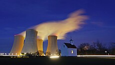 Jaderná elektrárna Dukovany.