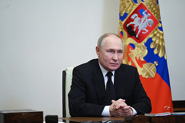 Teroristé se snažili uprchnout na Ukrajinu, řekl v projevu Putin