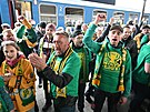 Vsetíntí fanouci vyrazili na tetí baráový duel do Brna vlakem.
