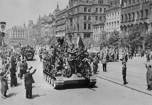 Krev na selském gruntě. Příběh z pětačtyřicátého ukazuje, jak se osvobození Rudou armádou místy zvrhlo ve zvěrstva