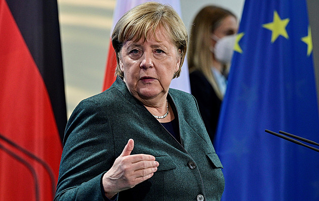 Německá CDU se odstřihuje od Merkelové. Slibuje tvrdší migrační politiku a hledá volebního lídra