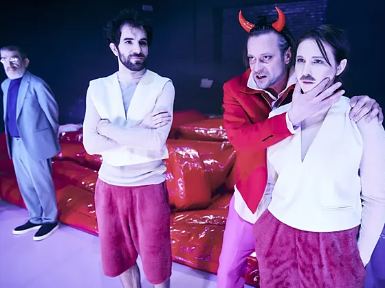 Divadelní komedie �kola �en se stala nejlep�í komedií roku 2024.