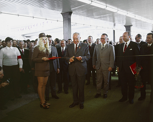 Ukončete prosím výstup a nástup. Klasické metro bylo nakonec správnou volbou, podívejte se, jak se rozrůstalo