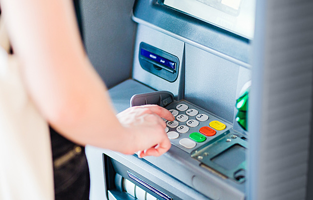 Změny pro miliony klientů český bank. Srovnali jsme aktuální úroky na spořicích účtech