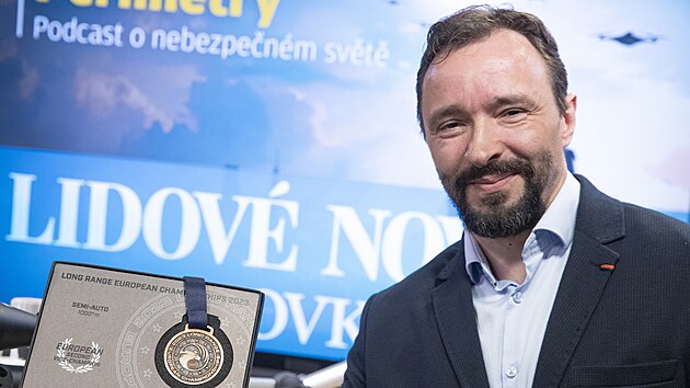 Hostem podcastu Perimetry byl b�val� ��f jednotky policejn�ch odst�elova�� v �tvaru rychl�ho nasazen� Josef Proch�zka.