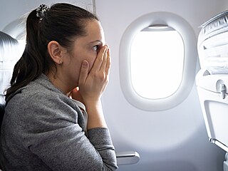 Strach pociuje na palub letadla víc ne polovina pasaér