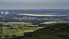 Pohled na n�mecké m�sto �itava (Zittau) a polský d�l a elektrárnu Turów z nové...