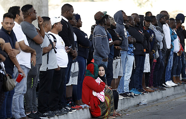 Národ imigrantů? Vysoká a ilegální migrace je dobrá pro demokraty a špatná pro republikány