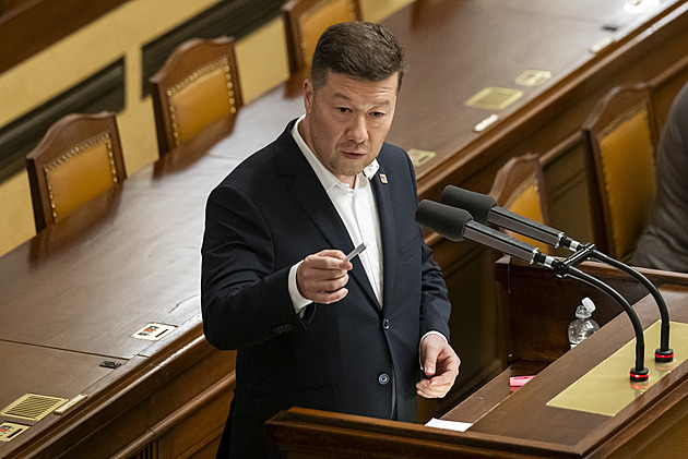 Na Okamuru platí Godwinův zákon: kdo v debatě první použije příměr k Hitlerovi, prohrál