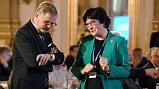 Premiér Petr Fiala a Eva Zaímalová, pedsedkyn Akademie vd, která...