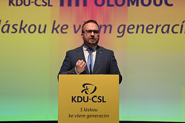 Klidná, ale zdecimovaná síla. Lidovci by si měli ujasnit, pro jakou stranu vlastně předsedu hledají
