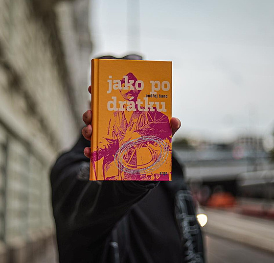 Kniha Ond�eje �ance Jako po drátku.