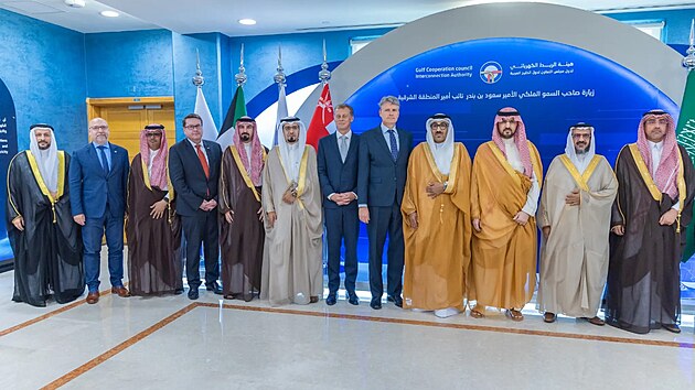 Provozovatel elektrick� p�enosov� s�t� �esti st�t� Persk�ho z�livu si pro dod�vku obchodn�ho syst�mu vybral Unicorn