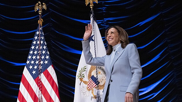 Kamale Harrisov se ovem podailo vytvoit mdn image spn eny, kterou mohou nsledovat i jej voliky a aplikovat mdn pstup americk viceprezidentky i ve svm zamstnn.