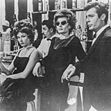 Sn�mek Dolce Vita (1960) a p�rty v Caracallov�ch l�zn�ch, kde tan�� Marcello se...