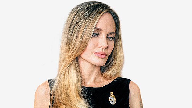 Angelina Jolie