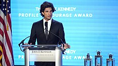 Jack Schlossberg. vnuk bývalého prezidenta USA Johna F. Kennedyho.
