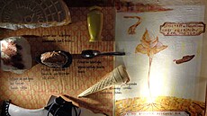 Výstava Orhana Pamuka v pra�ském DOXU.