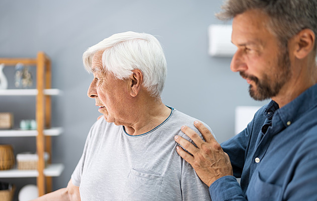 Vyléčíme Parkinsona? Seriózní studie potvrzují velké úspěchy, šanci ale vycítili i šarlatáni