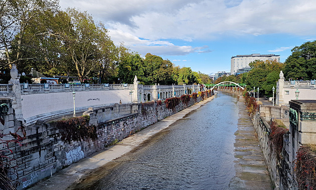 V rytmu valčíku a liniích rozevláté secese. Architekt upravil populární Městský park v habsburské metropol