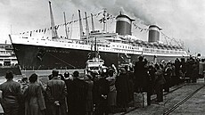 Zaoceánskou perlu �eká nová kariéra jako lákadlo pro turisty a potáp��e.