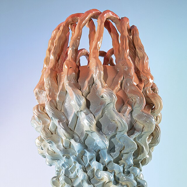 Kolekce Woven (auto�i slovo p�ekl�daj� jako �zapl�t�n�) poputuje na ja�e na...