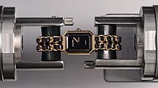 V manufaktue znaky Chanel se sdruují emeslné ateliéry, vetn osazování...