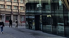 Dynamika u Masarykova nádra�í. Stavba Zahy Hadidové z let 2015�2024 vypl�uje...