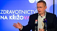 editel Ústavu zdravotnických informací a statistiky R (ÚZIS) Ladislav Duek...