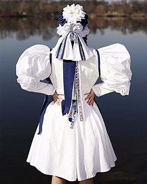 Neokroj u�ila Tereza d�ky inspiraci vesnickou p��rodou.