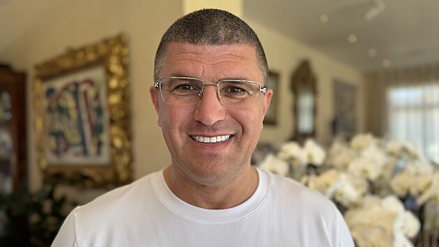 Leon Tsoukenik