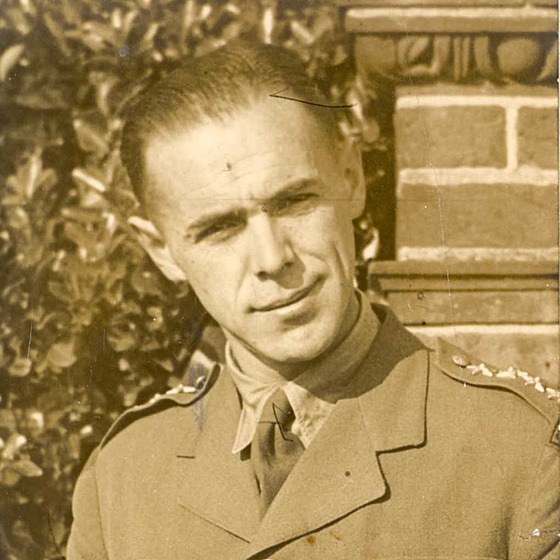 Václav Reitinger jako dstojník s. zahraniní armády ve Velké Británii.