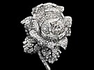 Bro� ve tvaru r��e z platiny a diamant� byla vyrobena v roce 1938 pro princeznu...