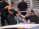Kim Kardashianová nastupuje na lo v Benátkách. Americká modelka nechybí mezi...