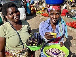 Ta Likoswe (Ta Mpama), jiní Malawi. Dnení veee.  lilky s kuecím masem a...
