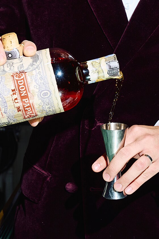 Don Papa je rum s chut� p��b�h� a z�itk� z dalek�ch filip�nsk�ch ostrov�.