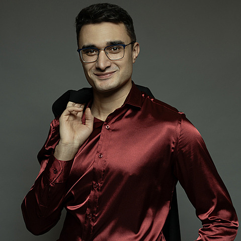 „Když ho neznají, tak ho nehrají“. Klavírista Beinhauer o díle Aloise Háby i harmoniu, na které nikdo neumí hrát