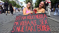 Ulicemi Prahy se vydal duhový pr�vod v rámci festivalu Prague Pride. (2. srpna...