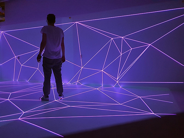 Signal Festival 2025: 3D světelná projekce na vodní stěnu a placená zona