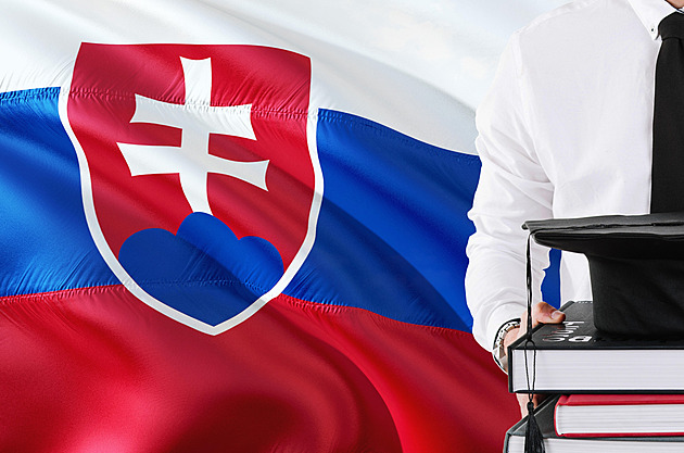 Být úspěšný na Slovensku se nevyplácí, vysokoškoláci mají nejnižší plat v celé EU