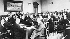 Konference v Locarnu 16. íjna 1925, na které delegace Francie, Británie,...