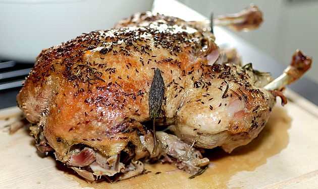 Svatomartinská hostina: Husa, rohlíčky i kaldoun. Inspirujte se recepty od šéfkuchařů