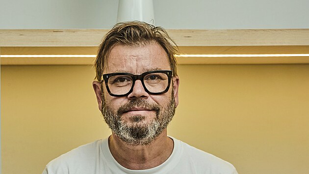 V devadesátkách ml lovk dv monosti:  bu se ufetovat, nebo zkusit nco...